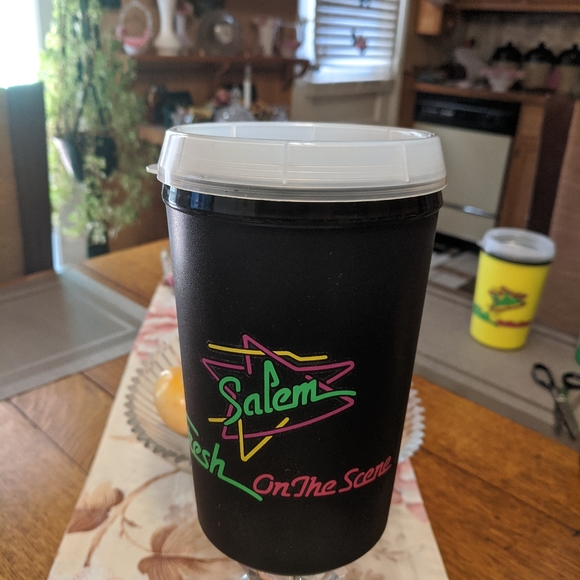 Salem Other - Vintage NWOT Aladdin black insulated travel mug